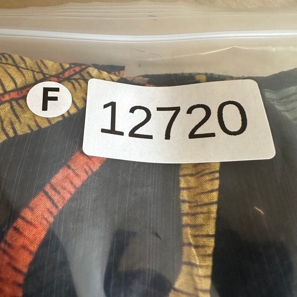 NWT Umgee Tiered Midi Dress LARGE Floral Puff Sleeve Black Multi Color Botanical - Picture 10 of 10